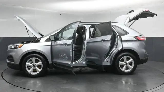 2023 Ford Edge SE