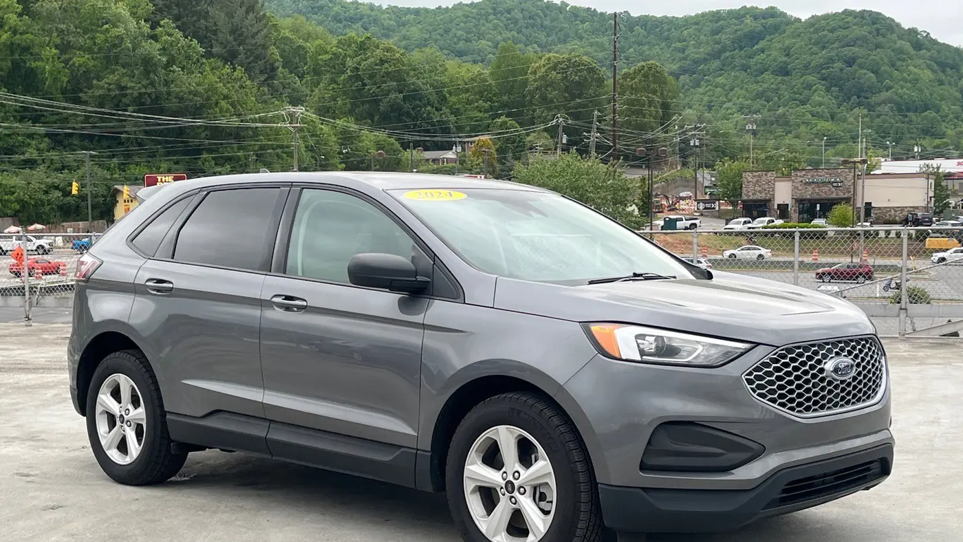 Preowned 2024 Ford Edge SE for Sale