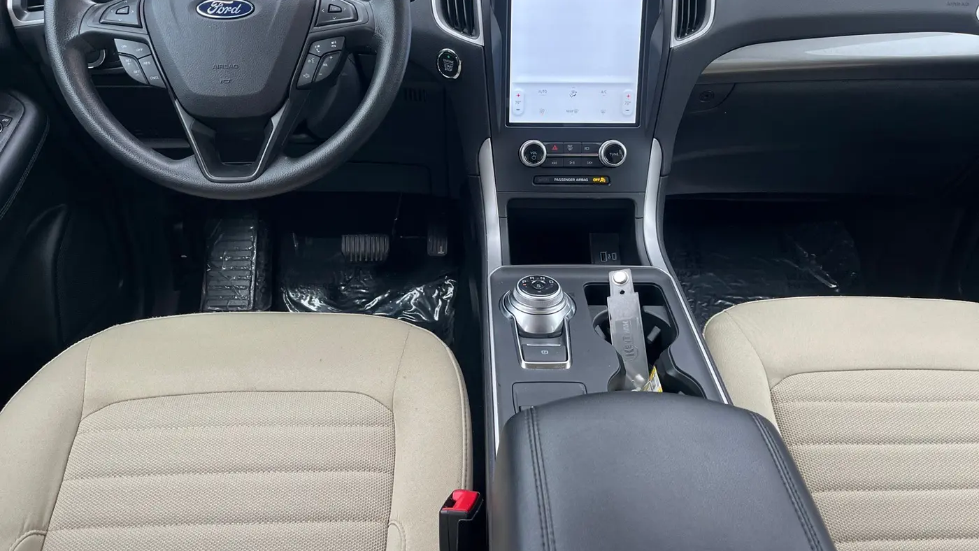 2024 Ford Edge SE