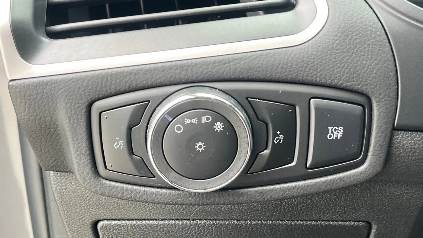 2024 Ford Edge SE