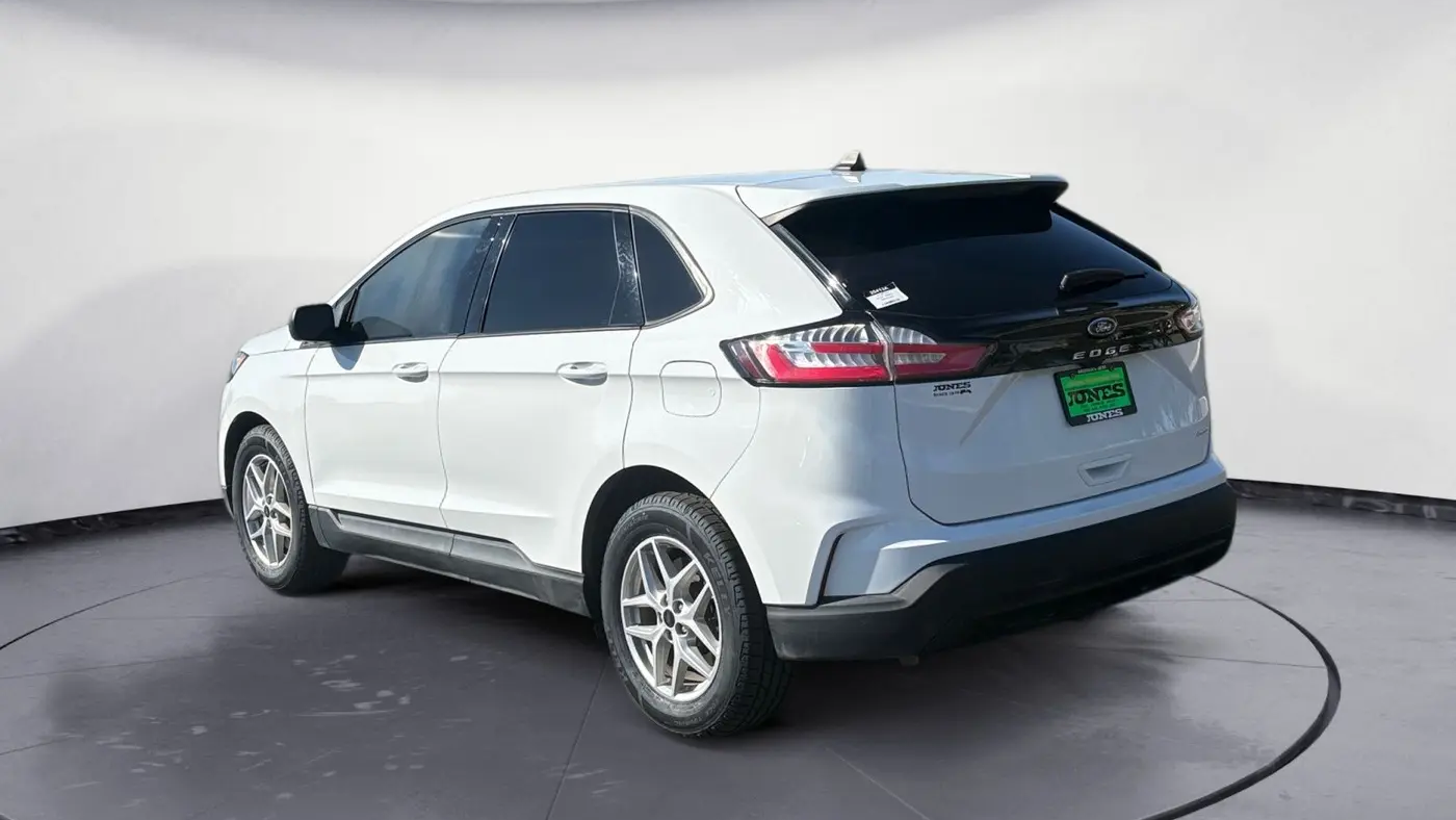 2024 Ford Edge SE
