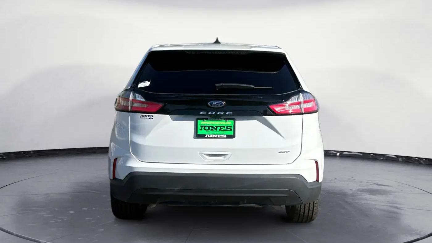 2024 Ford Edge SE