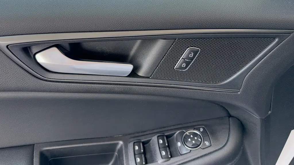 2022 Ford Edge SE