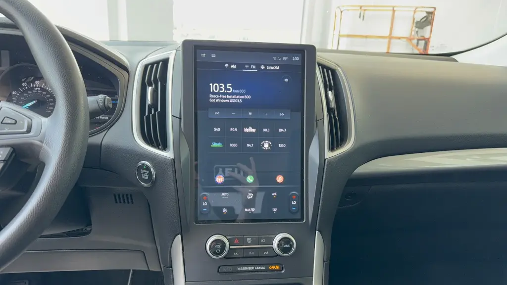 2022 Ford Edge SE