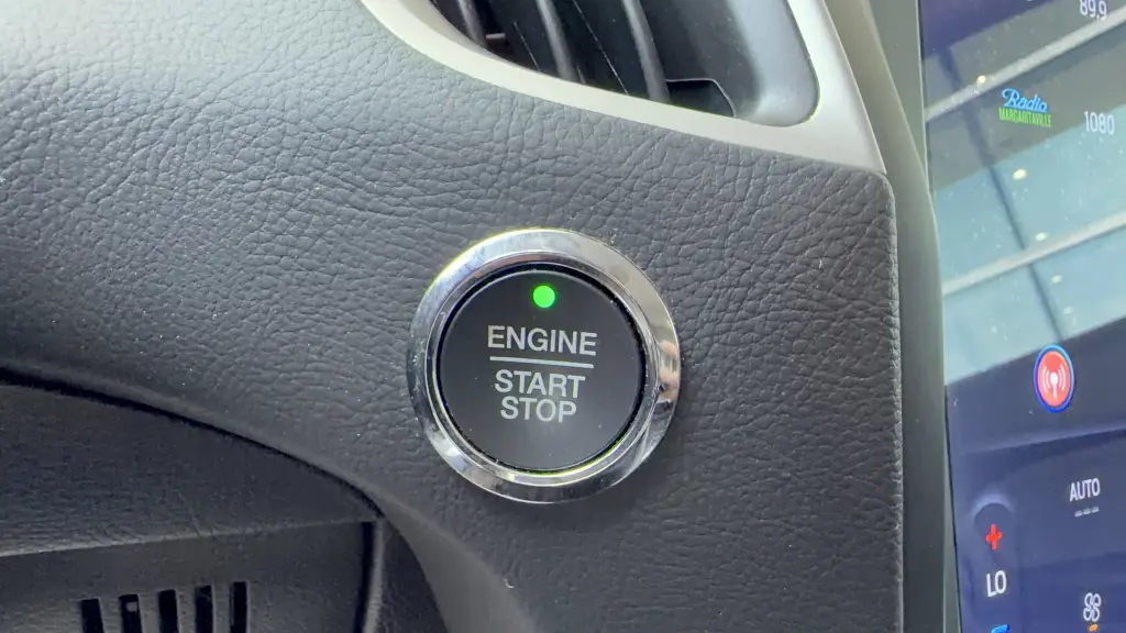 2022 Ford Edge SE