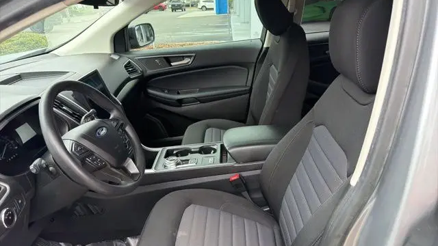 2023 Ford Edge SE