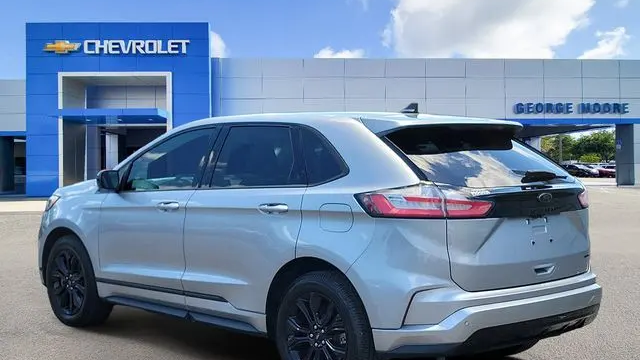 2023 Ford Edge SE