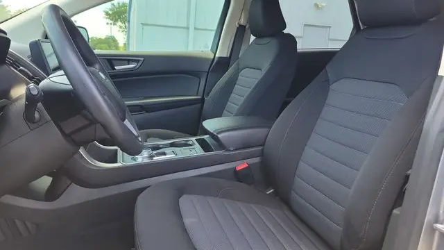 2023 Ford Edge SE