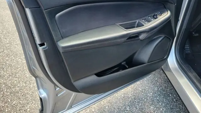 2023 Ford Edge SE
