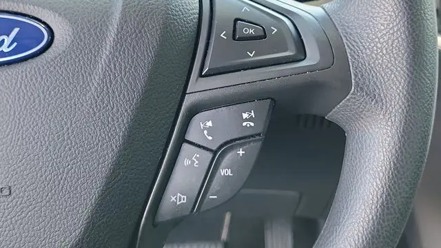 2023 Ford Edge SE