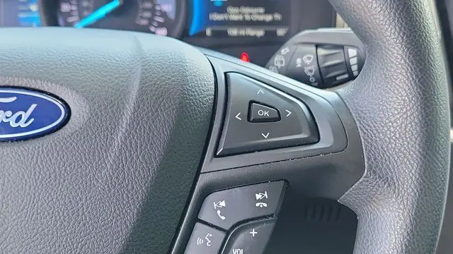 2023 Ford Edge SE