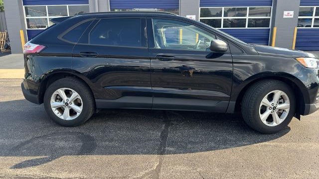 2023 Ford Edge SE