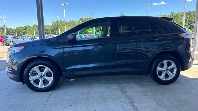 2023 Ford Edge SE