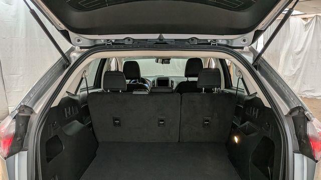 2023 Ford Edge SE
