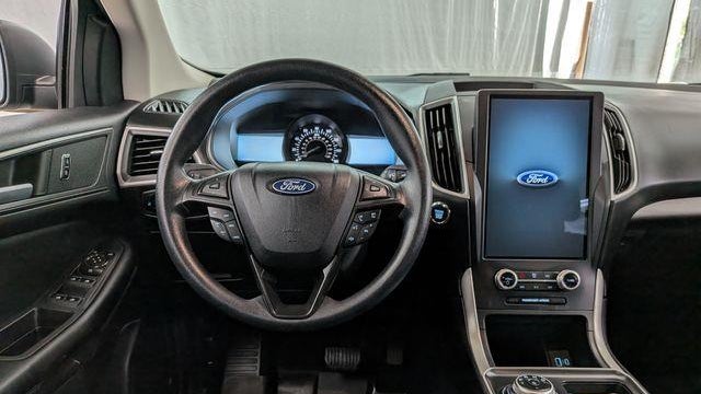 2023 Ford Edge SE