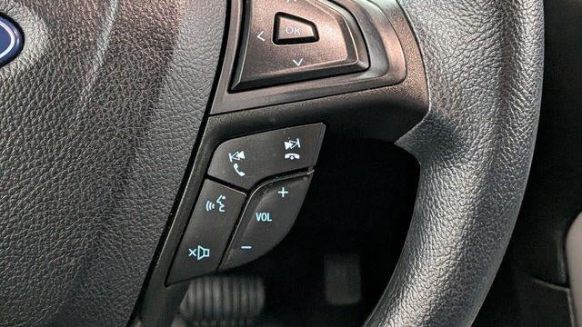 2023 Ford Edge SE