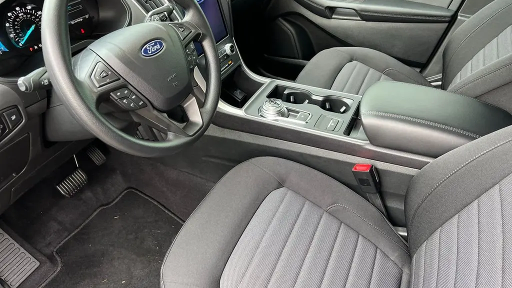 2024 Ford Edge SE