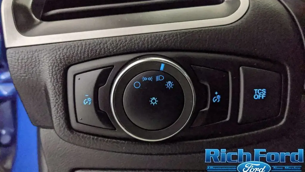 2024 Ford Edge SE