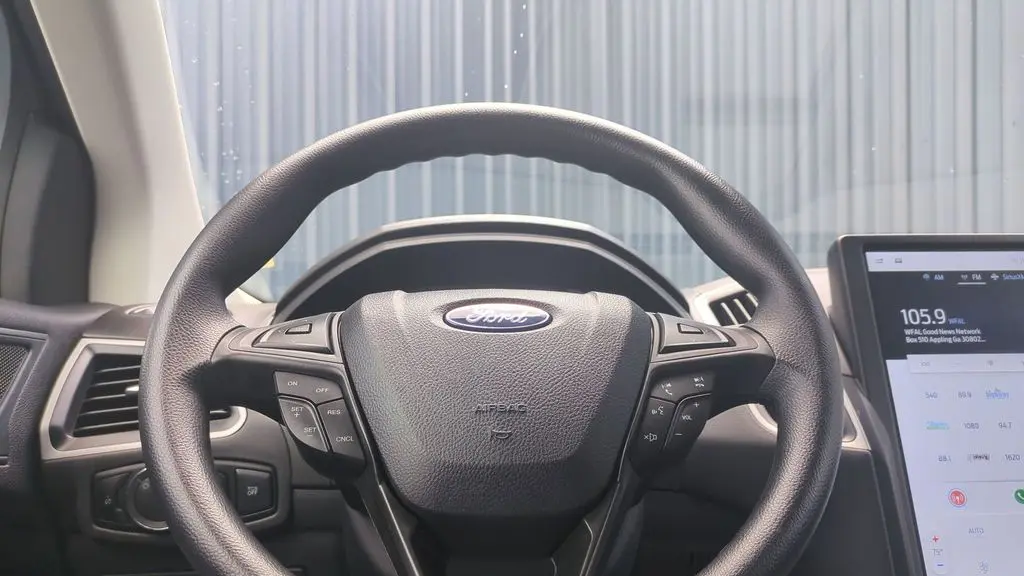 2024 Ford Edge SE