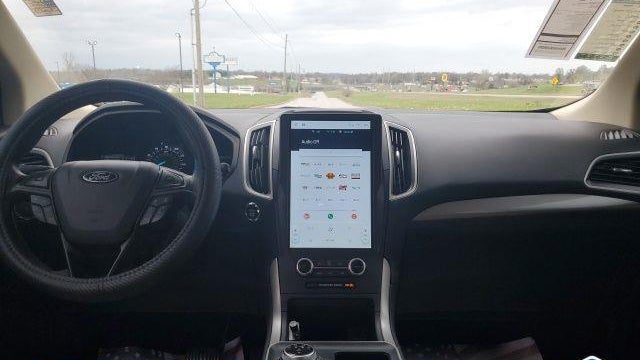 2024 Ford Edge SE