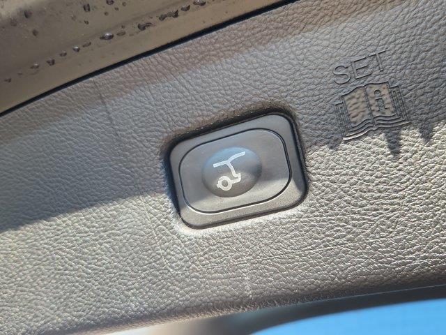 2016 Ford Edge - $14,901