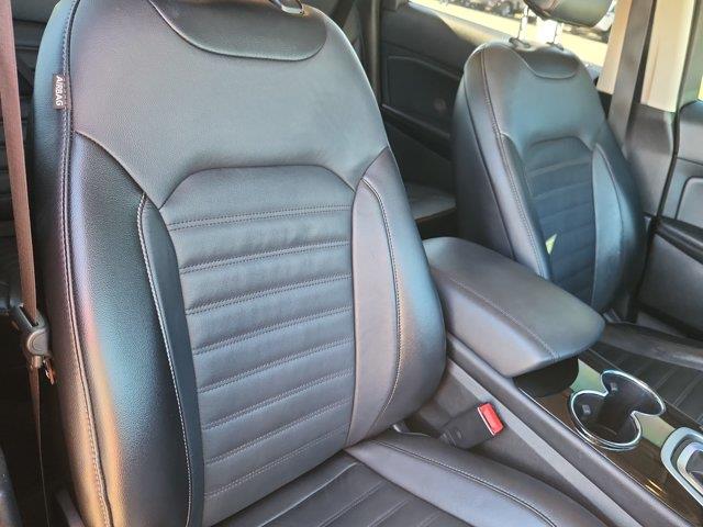 2016 Ford Edge - $14,901