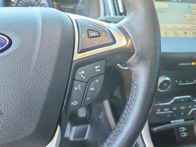 2016 Ford Edge - $14,901