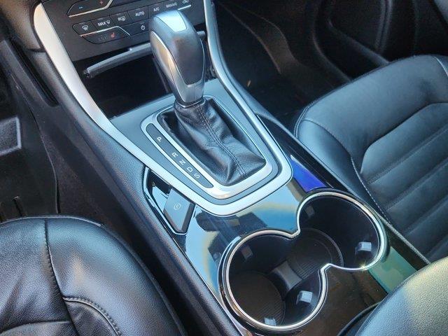 2016 Ford Edge - $14,901