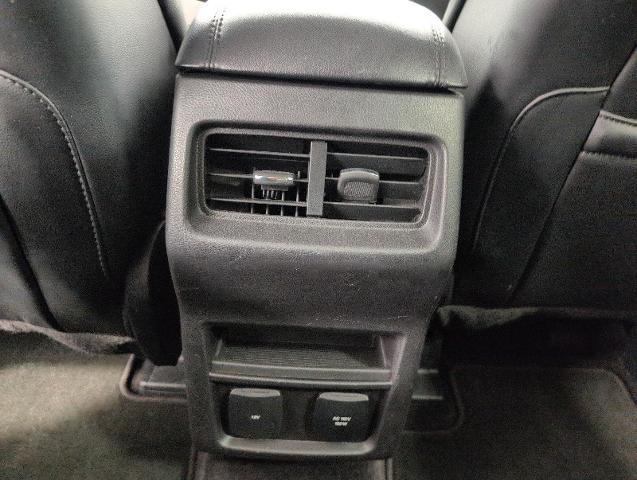2016 Ford Edge - $13,800