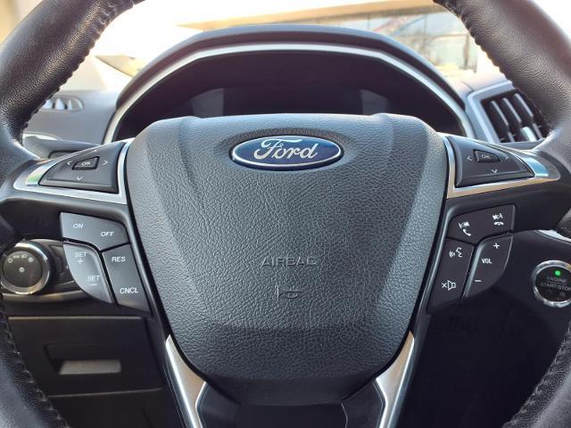 2017 Ford Edge - $8,998
