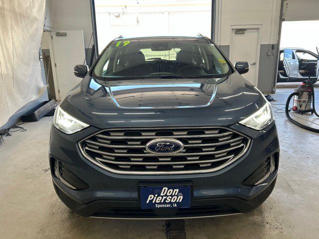 2019 Ford Edge SEL — photo 1 of 12