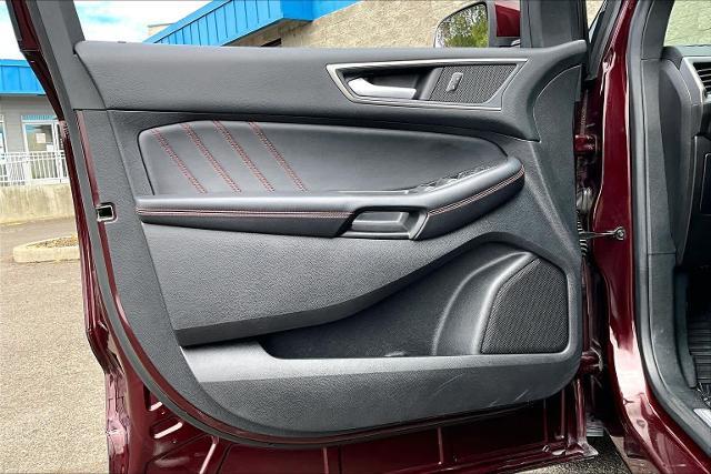 2020 Ford Edge - $17,740