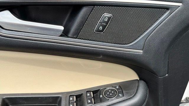2021 Ford Edge ST-Line