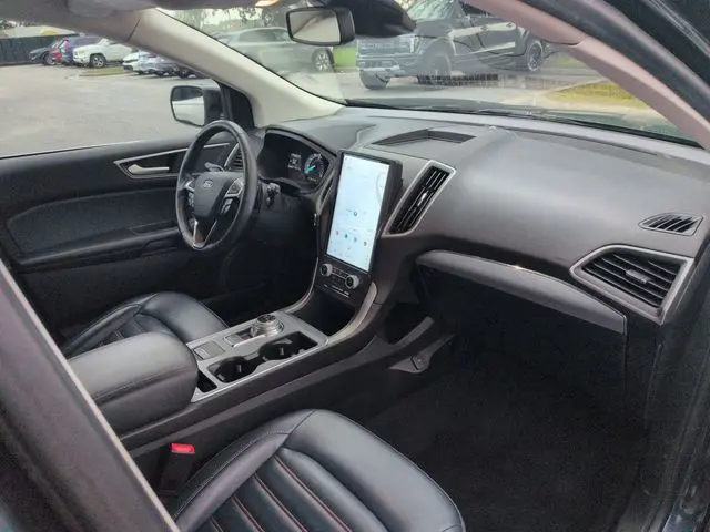 2022 Ford Edge - $23,495