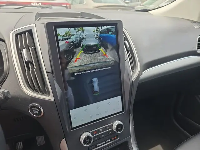 2022 Ford Edge - $21,990