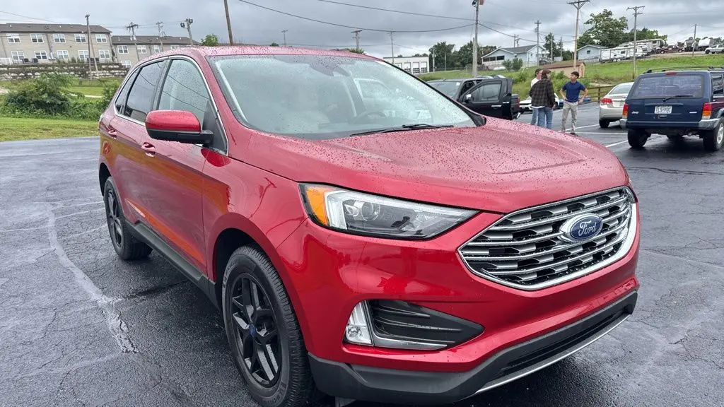 2022 Ford Edge SEL