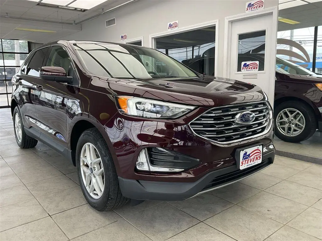 2022 Ford Edge - $25,995