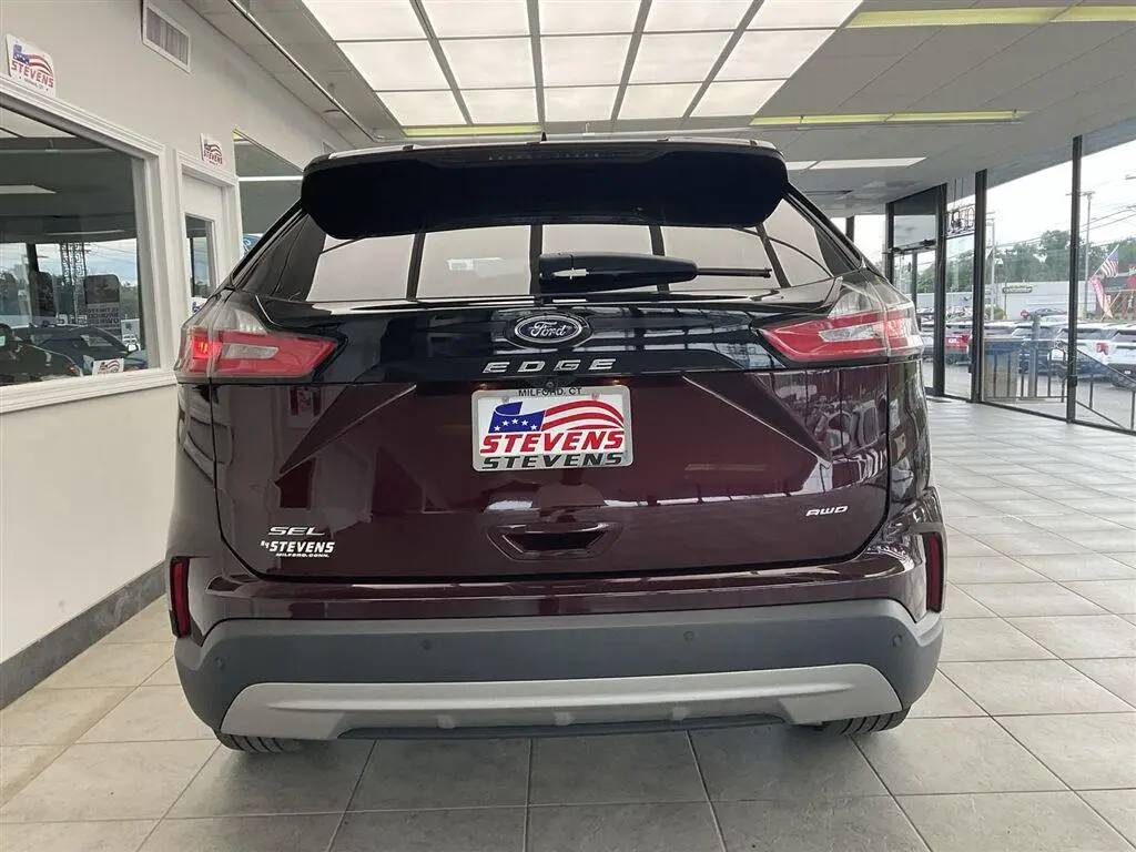 2022 Ford Edge - $25,995