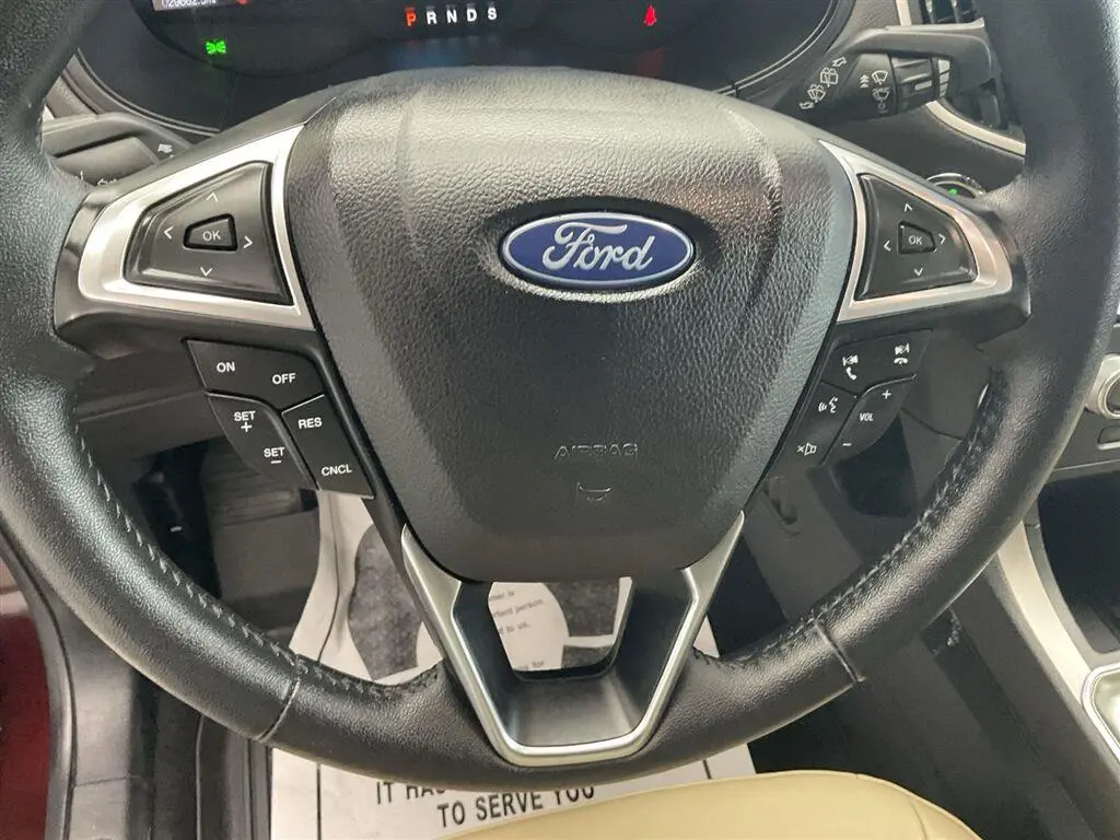2022 Ford Edge - $25,995