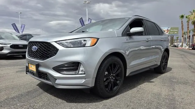 2023 Ford Edge ST-Line