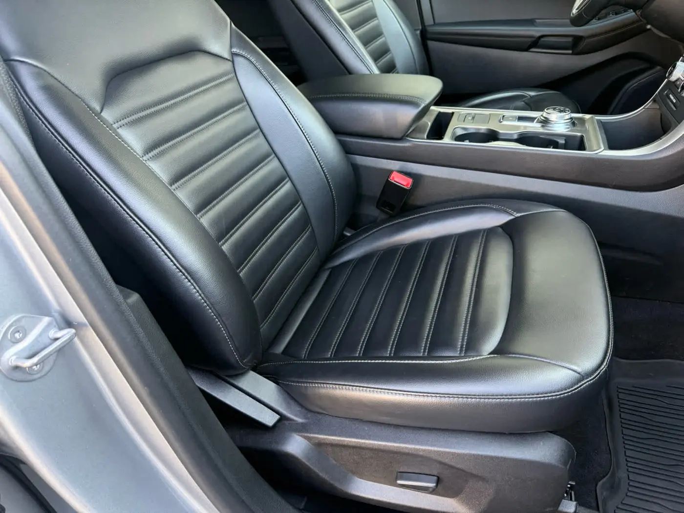 2023 Ford Edge - $25,999