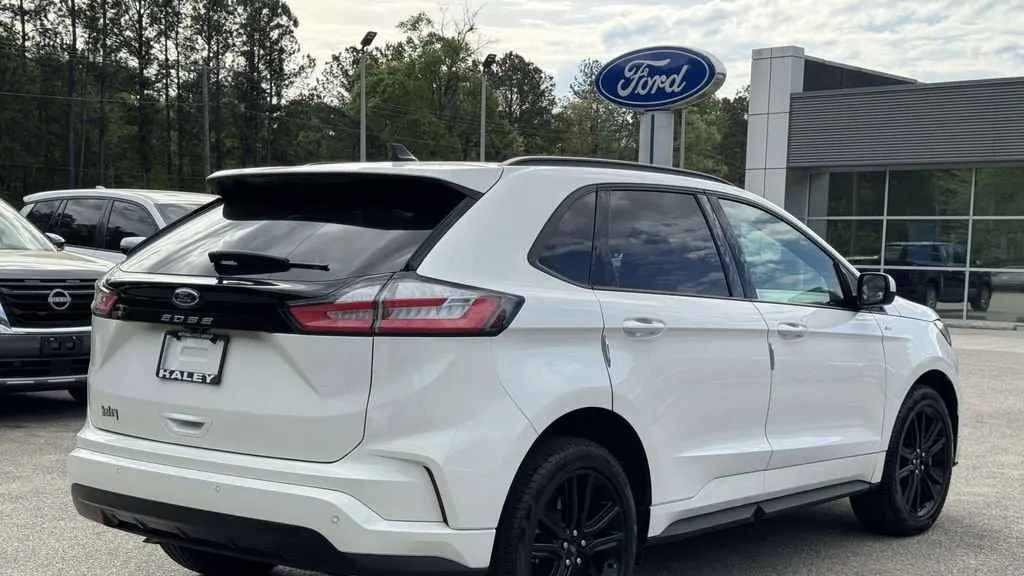 2024 Ford Edge ST-Line