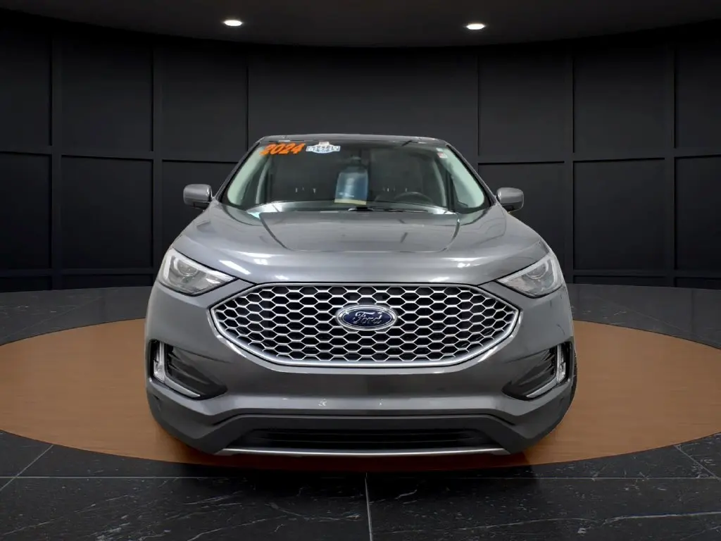 2024 Ford Edge - $27,995