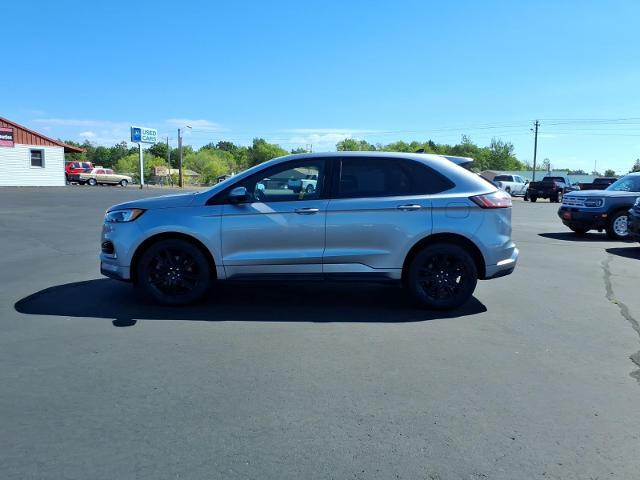 2022 Ford Edge ST-Line — photo 1 of 12