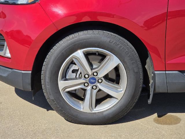 2022 Ford Edge - $22,788