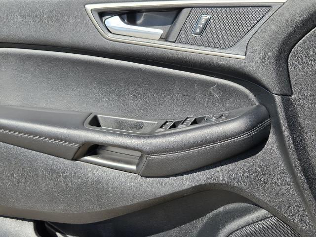 2022 Ford Edge - $22,788