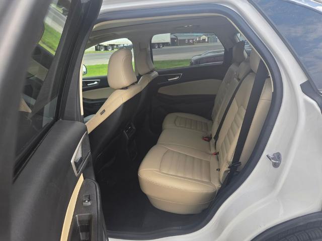 2022 Ford Edge - $21,457