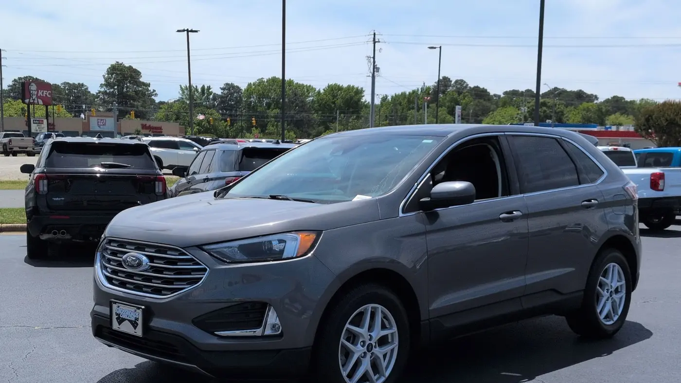 2022 Ford Edge SEL