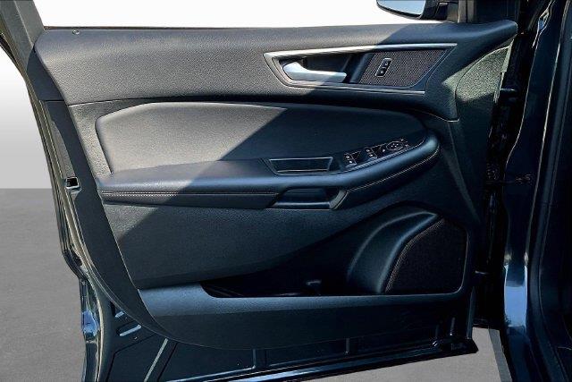 2023 Ford Edge - $27,540