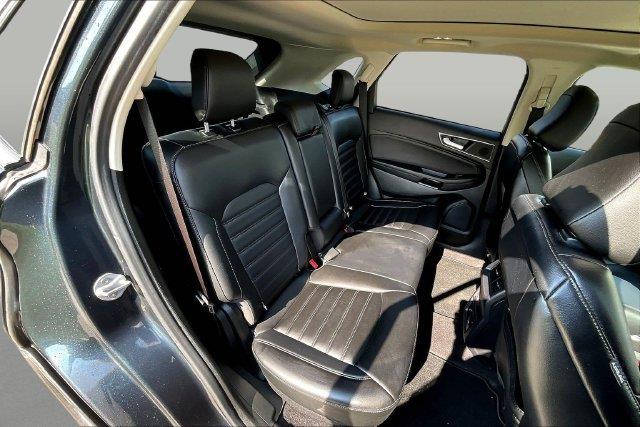 2023 Ford Edge - $27,540